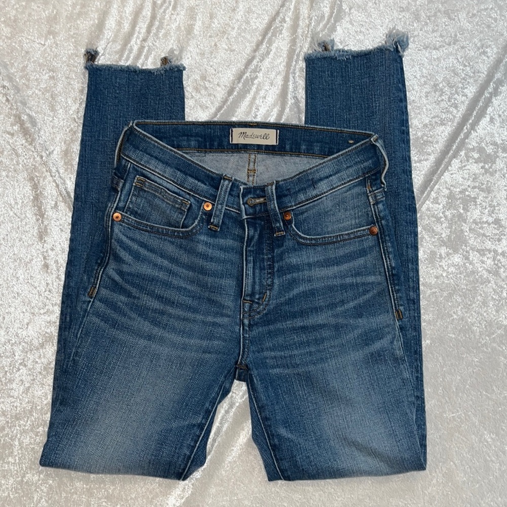 Madewell Skinny Crop Jeans Sz 24 w/Raw Hem